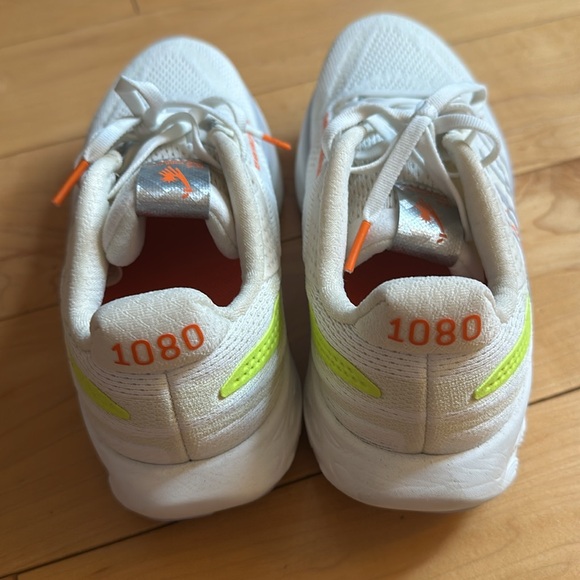 TCS NYC Marathon special edition New Balance 1080 - Picture 8 of 8